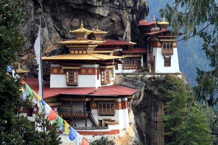 bhutan_wycieczki_klasztor bhutan_wycieczki_klasztor