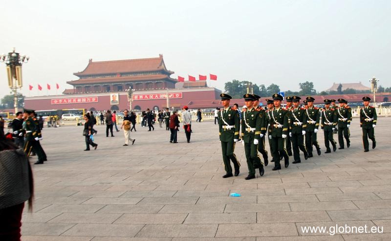 chiny_pekin_plac_tianamen_glob_net chiny_pekin_plac_tianamen_glob_net